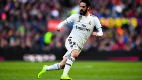 Barcelona procura beneficiar de desavença no Real Madrid com a Juventus a dar uma mão