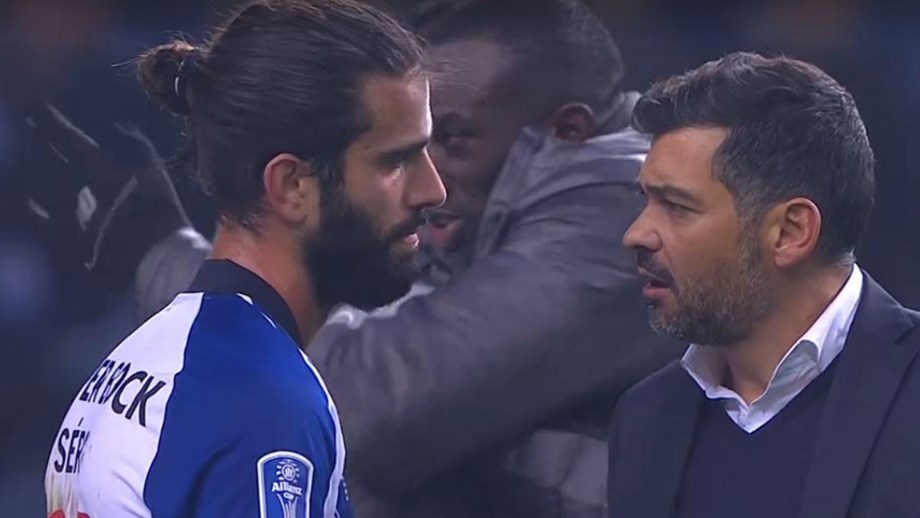 Conceicao Disse Ao Sergio Oliveira Gosto De Ti Algo Que Ate Aos Meus Filhos Digo Pouco Fc Porto Jornal Record