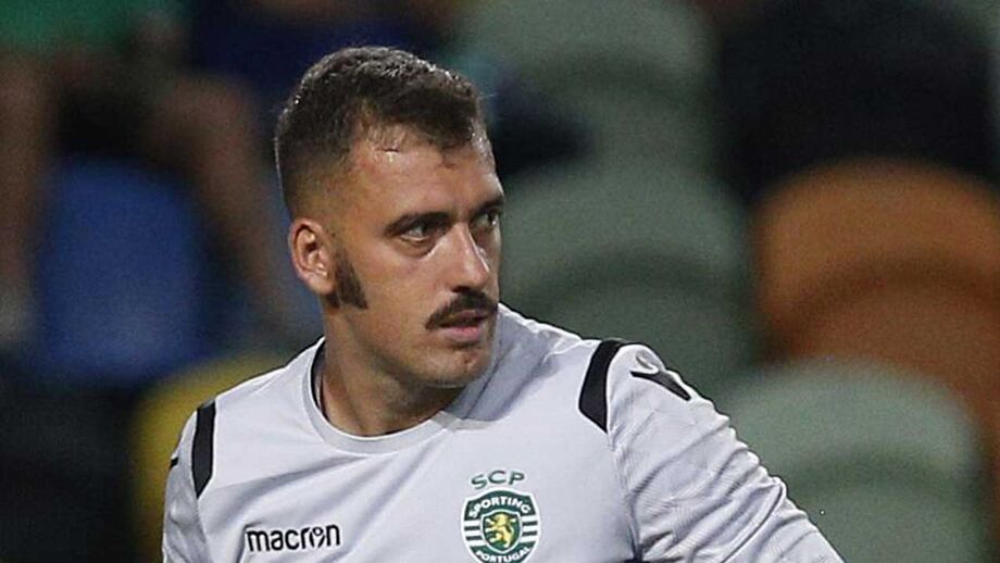 Viviano convocado para o Sporting-Chaves