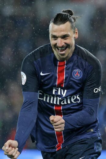 Zlatan Ibrahimovic - Esta história já foi contada pelo próprio jogador. Em 2012 o sueco não queria mudar-se do Milan para o PSG e resolveu complicar a vida aos franceses fazendo um sem-número de exigências... que o clube aceitou! Não teve outro remédio e acabou por mudar-se mesmo para Paris.