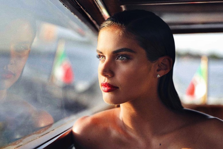 Sara Sampaio Nua E Os Seguidores Nem Quiseram Saber Da Paisagem Fotogalerias Jornal Record