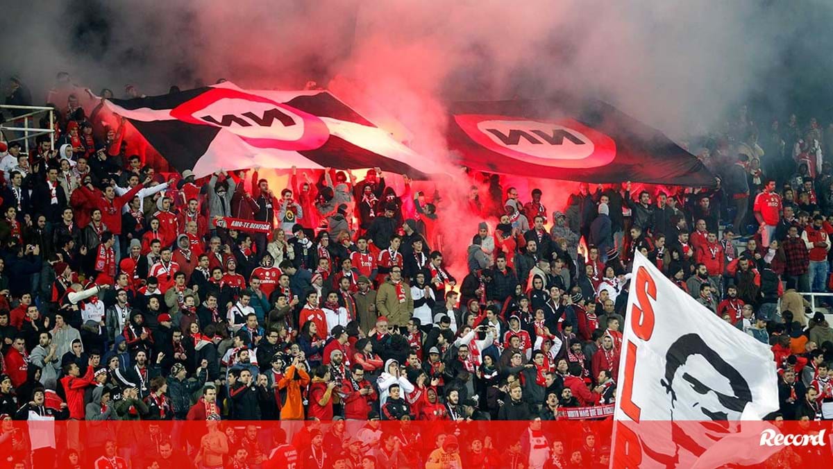 Caso das claques do Benfica pode prescrever - Benfica - Jornal Record