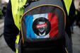 Polícia detém mais de 300 pessoas em manifestação dos coletes amarelos em Paris