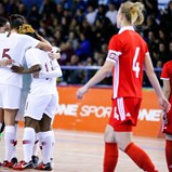 Seleção feminina derrota Rússia na Nazaré