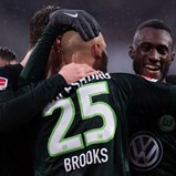 Wolfsburgo vence e sobe ao quinto lugar da Bundesliga