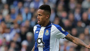 Manchester United tirou notas com Militão na agenda