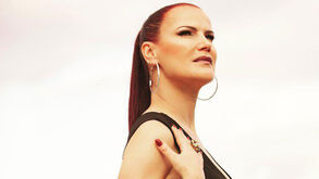 Elma Aveiro reage à Bola de Ouro: «Um mundo que vive da podridão, máfia e filho da p*** do dinheiro»