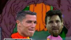 Ronaldo e Messi não foram à cerimónia da Bola de Ouro mas não escaparam dos memes