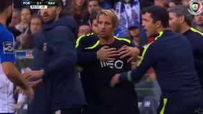 A expulsão de Coentrão após confusão com Maxi Pereira