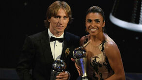 Marta: «Se jogasse futebol masculino nunca mais precisaria de trabalhar»
