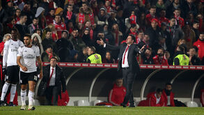 Nervos do banco estenderam-se às bancadas