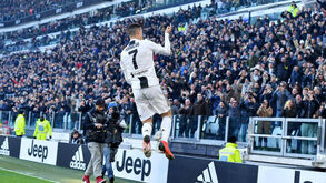 Cristiano Ronaldo bisa no jogo com a Sampdoria com este golo