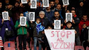 Adeptos do Nápoles prestaram estas homenagens a Koulibaly depois do caso de racismo