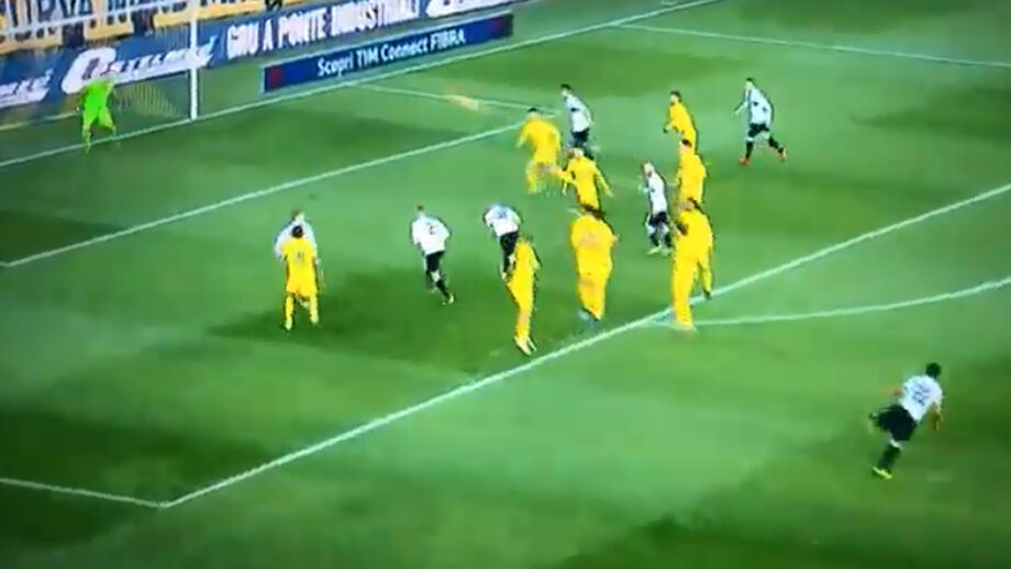 Central português brilhou pelo Parma este domingo