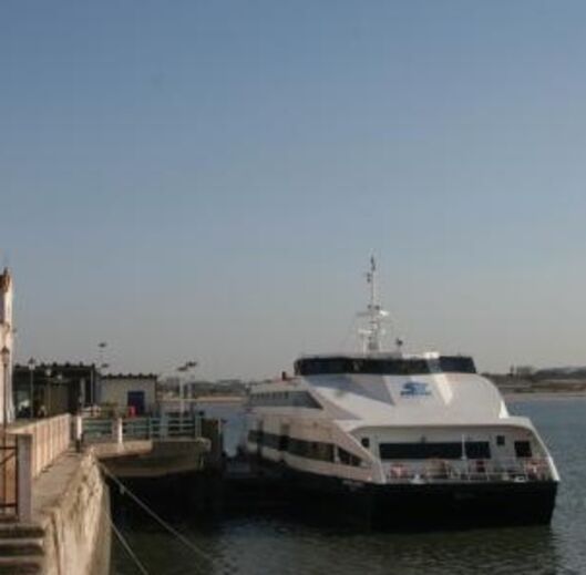 Ligações, Fluvial, Barco, Cais do Sodré, Seixal, Câmara, Transtejo