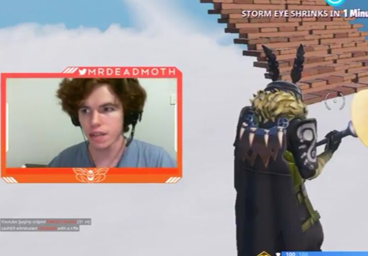  Luke Munday agrediu a namorada em direto na Internet, enquanto jogava Fortnite
