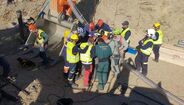 Mineiros descem ao poço para o resgate de Julen em Málaga