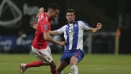 Samaris: o grego era um dos proscritos para Rui Vitória. Até à chegada de Bruno Lage, contava apenas quatro presenças e só uma como titular. Agora, já ultrapassou Alfa Semedo na hierarquia e aproveitou a lesão de Fejsa para fazer três jogos a jogar, dois como titular.
