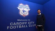 Emiliano Sala com a camisola do Cardiff