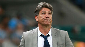 Renato Gaúcho reforça que foi melhor do que Cristiano Ronaldo