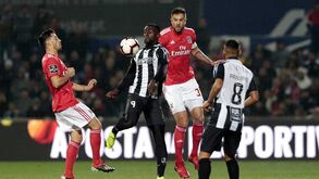 Quatro jogadores do Benfica deram a cara no fim