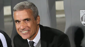 Luís Castro é opção interna viável