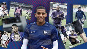 Barcelona anuncia contratação de Todibo 