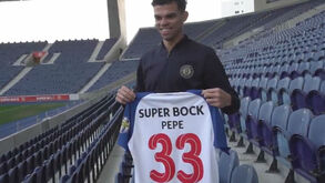 O primeiro dia de Pepe no regresso ao FC Porto