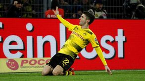 Liverpool e Borussia Dortmund são campeões de inverno também nos negócios