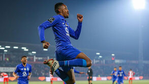 Militão abre guerra no mercado