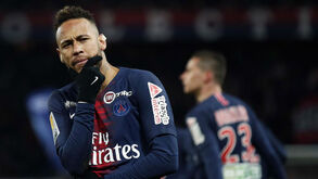 Neymar envia mensagem a skater brasileira: «Parabéns meu amor»