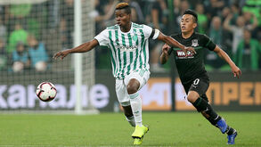 Benfica tentou desviar Doumbia do Sporting