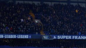UEFA abre inquérito disciplinar ao Chelsea devido a cânticos racistas