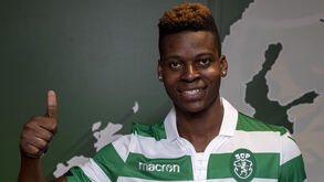Idrissa Doumbia: «Tinha vários clubes interessados, mas o projeto do Sporting convenceu-me»
