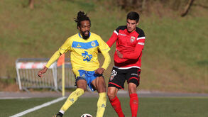Fábio Fortes vive drama familiar e treinador do Arouca rende-lhe homenagem