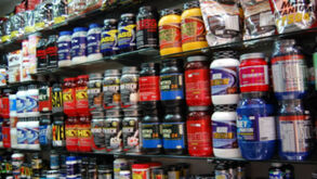 Suplementos alimentares… Será que sabe o que está a tomar?