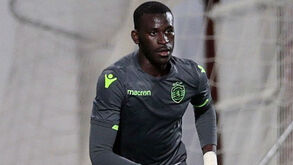 Sporting oficializa saída de Kiki Kouyaté