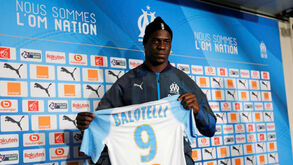 Mario Balotelli reforça Marselha até final da época