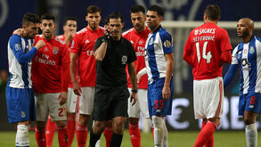 Benfica pediu áudio do VAR, mas Federação não revela conversa