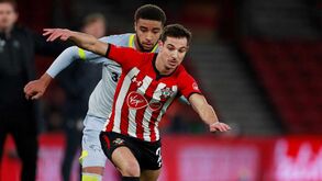 Cédric Soares a caminho do Inter por empréstimo
