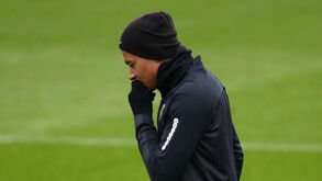 Mbappé doa 30 mil euros para as buscas por Sala