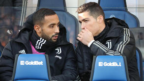 Qatar: Juventus oficializa saída de Medhi Benatia para a equipa de Rui Faria