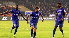 «Parece que até a água tem picante!»: as aventuras de Paulo Machado na Índia