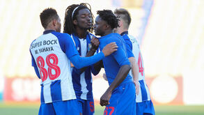 Farense-FC Porto B, 0-0: Mouhaamed defende penálti e garante empate aos dragões