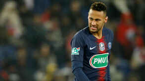 Neymar pára dois meses e meio e falha confrontos com Manchester United na Champions