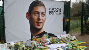 Encontrados destroços que devem pertencer ao avião de Emiliano Sala