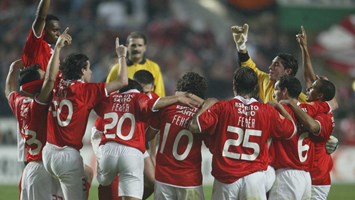 Esse jogador morreu em campo sorrindo!😭 #Benfica #jogo #futebol