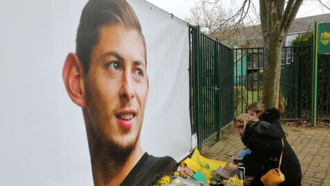 TV britânica divulga conversa entre Emiliano Sala e jogador do Cardiff que  organizou o voo, futebol internacional