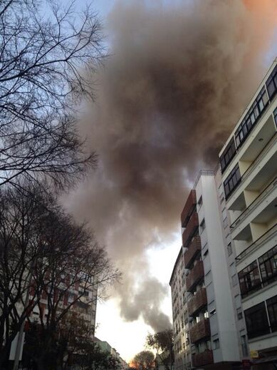 Incêndio deflagra em restaurante de Benfica