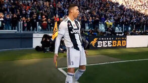 Cristiano Ronaldo faz 34 anos e a Juventus comemora desta forma